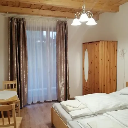 Zempleni Tuenderkert Vendeghaz Gasthof Fuzerkomlos