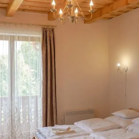 Zempleni Tuenderkert Vendeghaz Gasthof