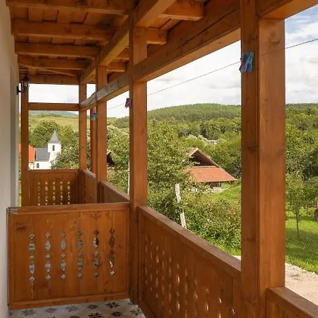 Zempleni Tuenderkert Vendeghaz