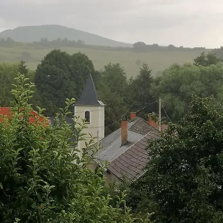 Zempleni Tuenderkert Vendeghaz Fuzerkomlos