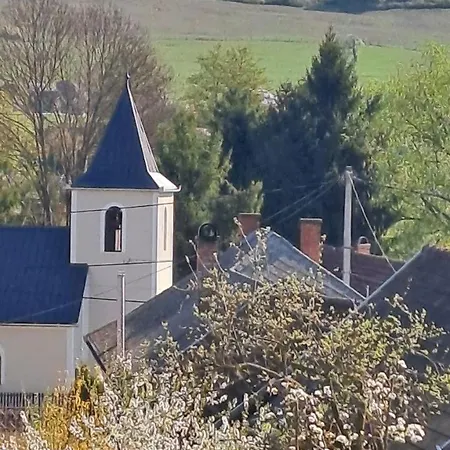 Zempleni Tuenderkert Vendeghaz 3*