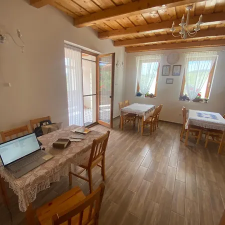 Zempleni Tuenderkert Vendeghaz Gasthof