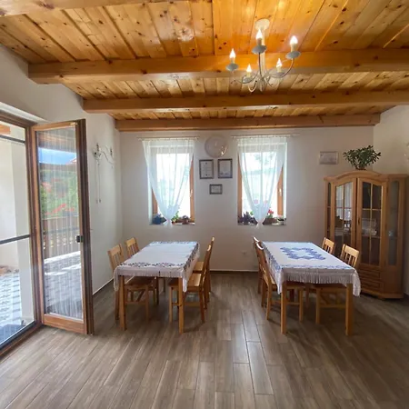 Zempleni Tuenderkert Vendeghaz