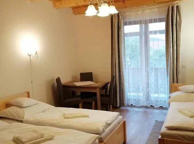 Zempleni Tuenderkert Vendeghaz 3* Fuzerkomlos